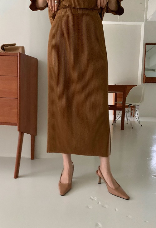 Gourmet Pleats Skirt - Light Beige