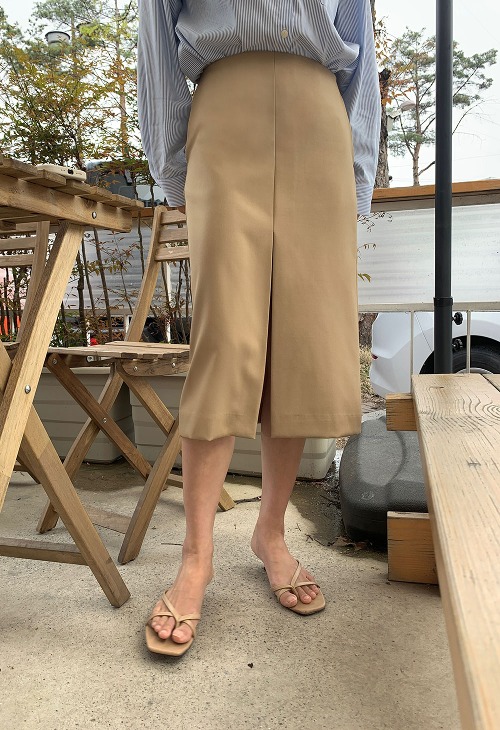 Coget Front Slit Skirt - Beige